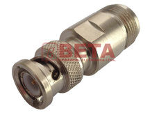 ADAPTADOR BNC MACHO / N FEMEA