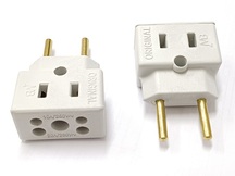 PLUG ADAPT AC X FEMEA TRIPOLAR 10A/20A (BOB) PORCELANA