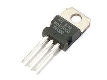 TRANSISTOR TIP   30 C